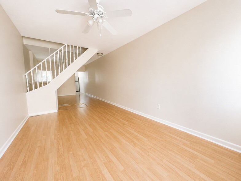 Building Photo - Fantastic 3 Bed/2 Bath Home Available In Conshohocken