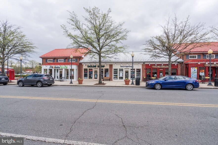 Building Photo - 21228 McFadden Sq