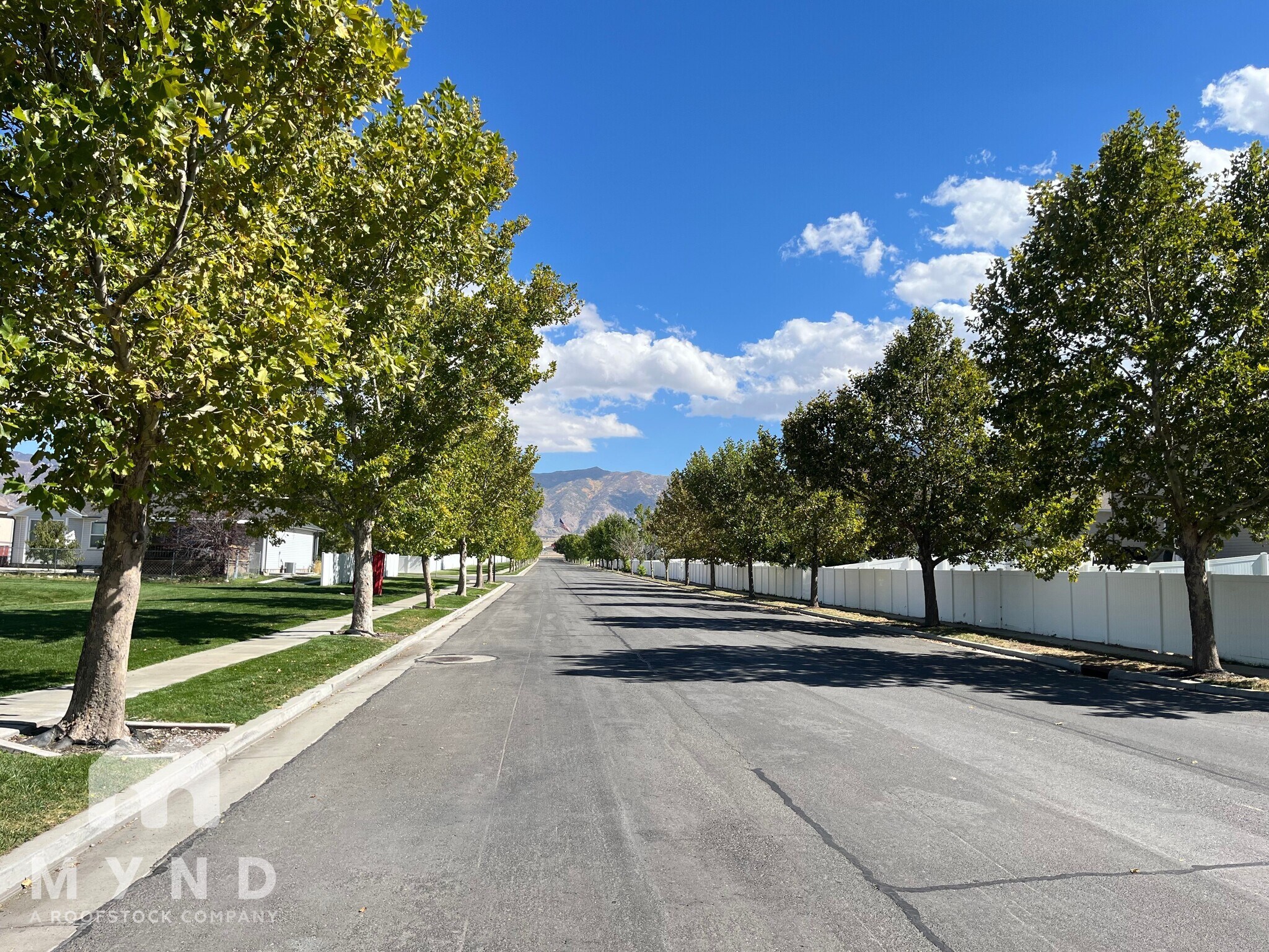 Building Photo - 426 Diamant Ln