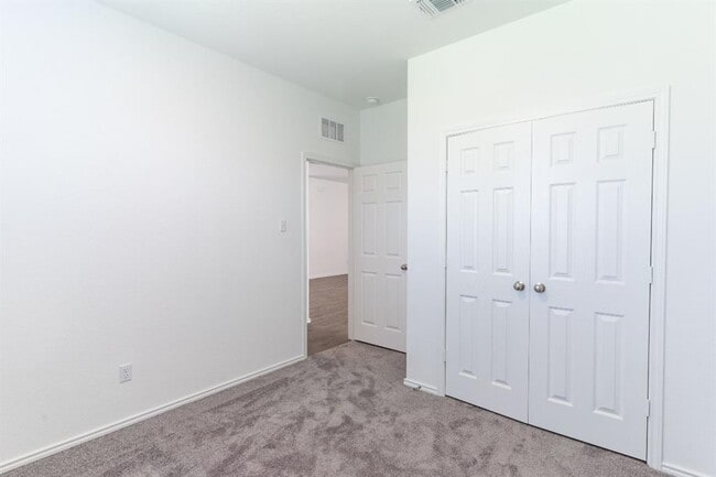 Building Photo - 308 Redonda Dr