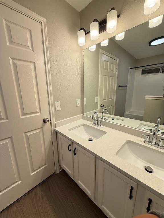 Building Photo - 5412 Mesquite Grove Rd