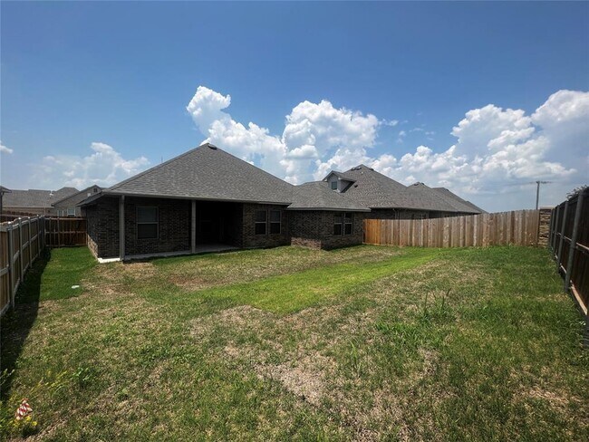 Building Photo - 10012 Glover River Dr