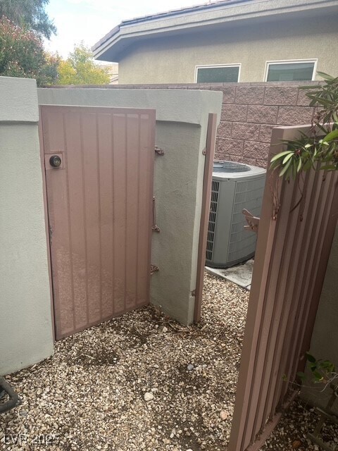 Building Photo - 3030 American River Ln