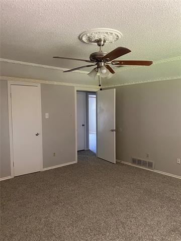 Building Photo - 1033 Rosewood Dr