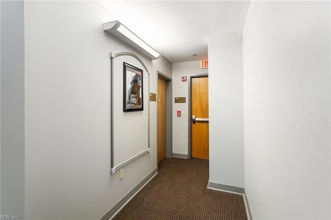 Building Photo - 241 Granby St