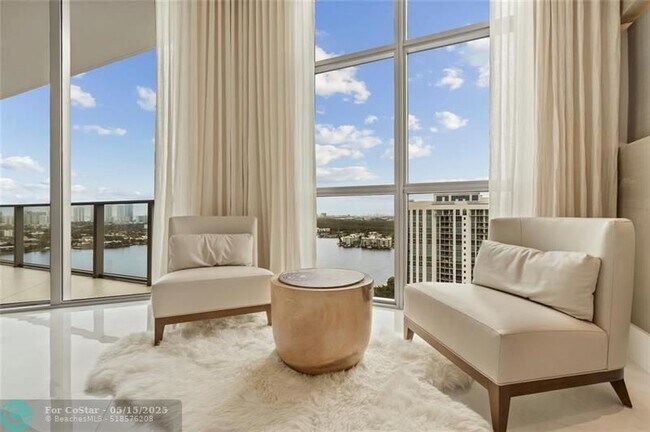 Building Photo - 17301 Biscayne Blvd