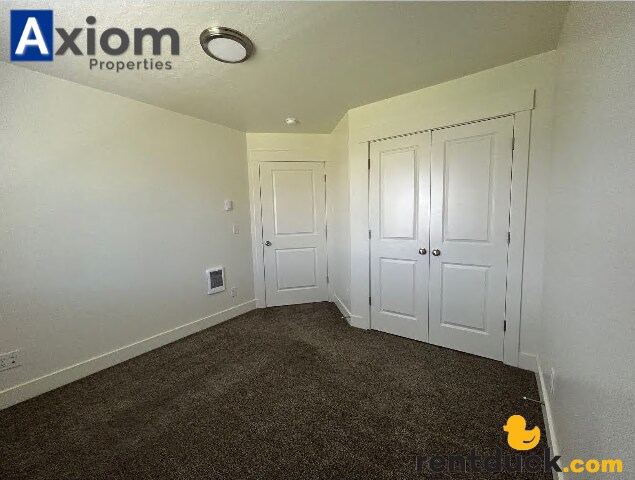 Building Photo - 1942 Brock-3