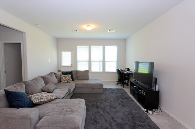 Building Photo - 4406 Mooring Cove Ct