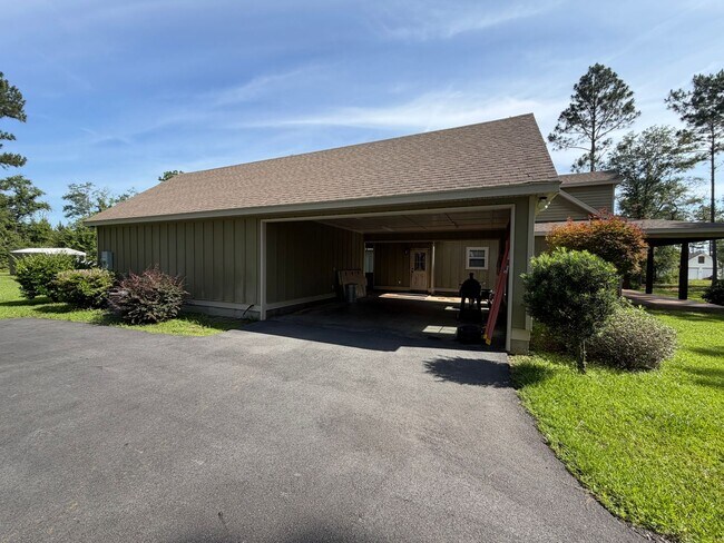 Building Photo - Nashville, Berrien County, GA