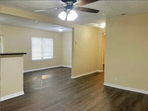 Building Photo - 6305 N Kildare Ave