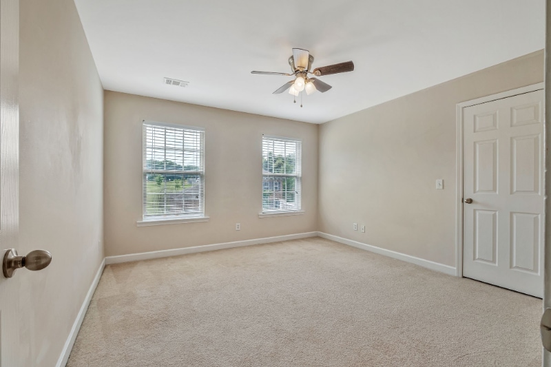 Building Photo - 2212 Wolford Cir