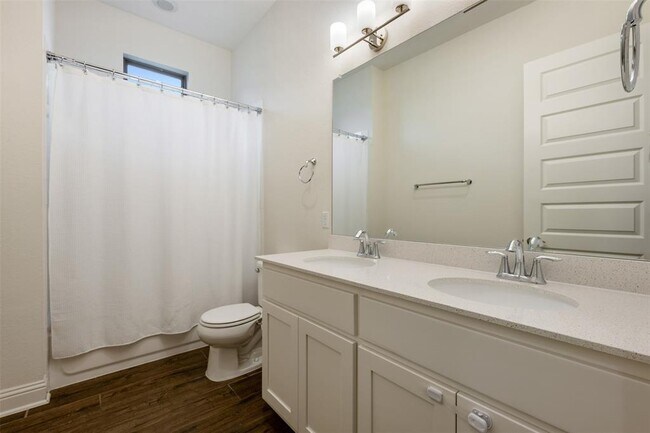 Building Photo - 713 Santa Catalina Wy