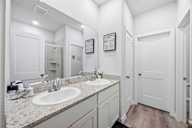 Building Photo - 11623 Prosperity Dr