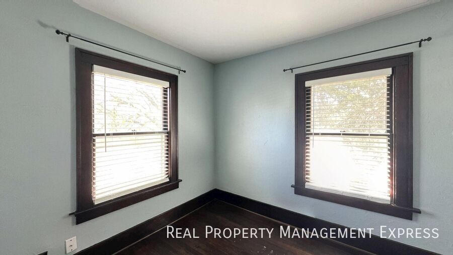 Building Photo - 3 Bedroom 1 Bathroom Home For Rent In Sioux Falls