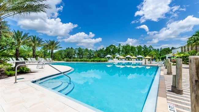Building Photo - 1640 Sanibel Dr