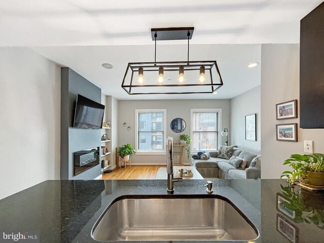 Building Photo - 1367 Florida Ave NE