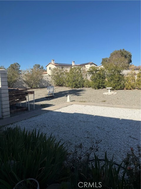 Building Photo - 17712 Siskiyou Rd