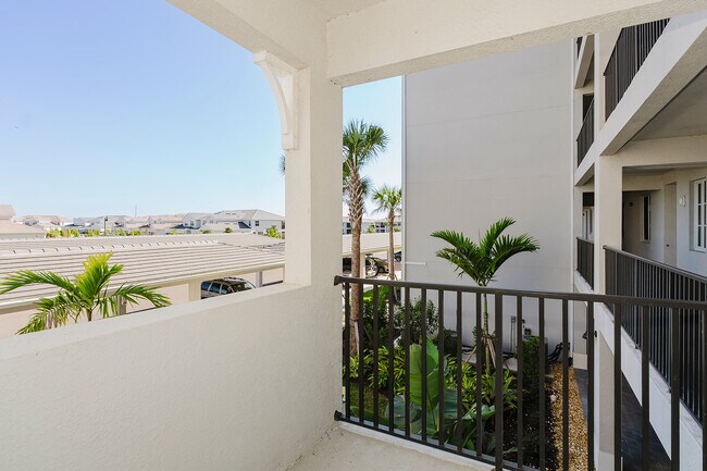 Building Photo - 5651 Double Eagle Cir