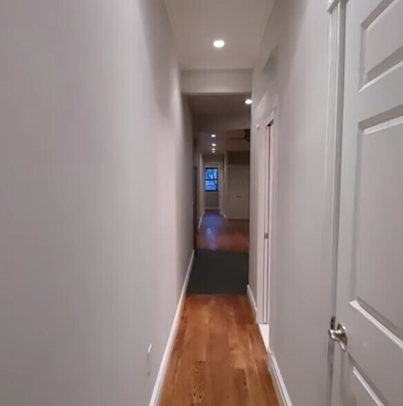 Building Photo - W. 97th St, Riverside Dr