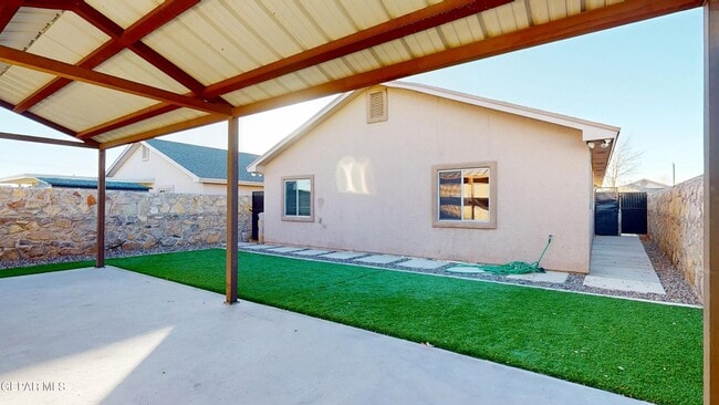 Building Photo - 4620 Joseph Rodriguez Dr