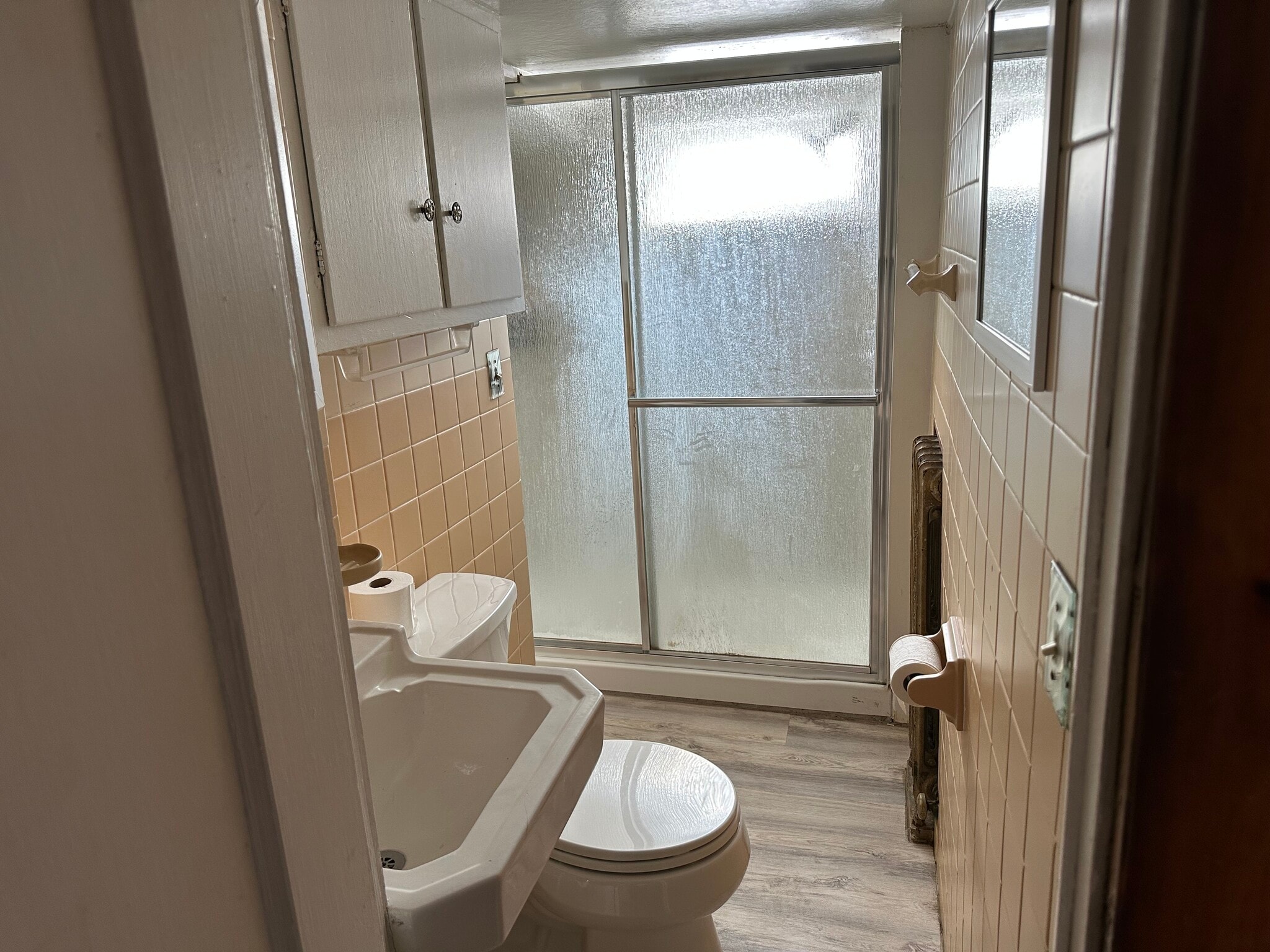 Bathroom - 49 N Bridge St