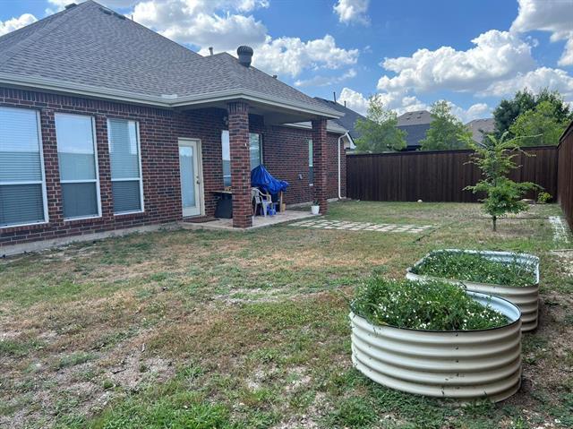 Building Photo - 5330 Golfside Dr