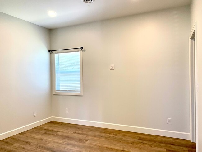 Building Photo - Newly Constructed Two bedroom Unit