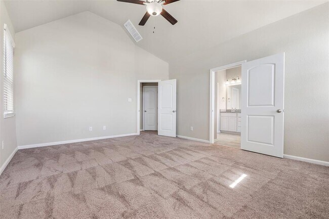 Building Photo - 5203 Pr Ter Ln