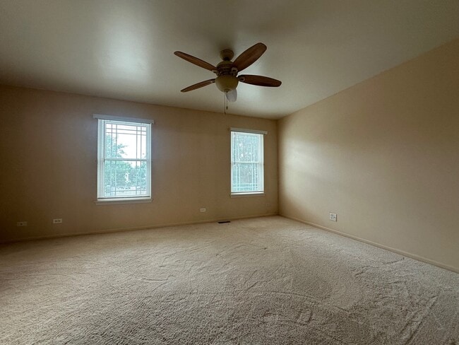 Building Photo - 2577 Warm Springs Ln