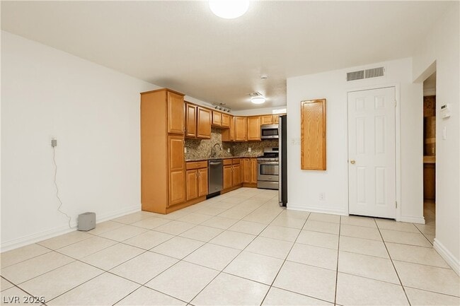 Building Photo - 3969 Manford Cir