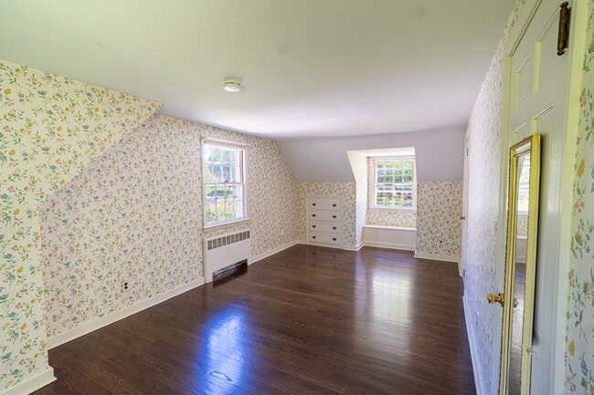 Building Photo - 312 Fairlea Rd