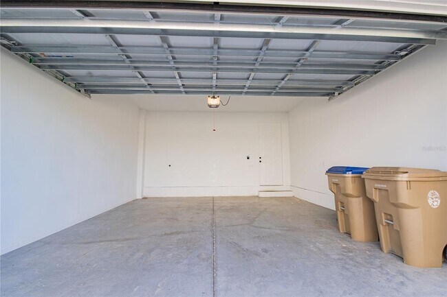 Building Photo - 2952 Embark Trl