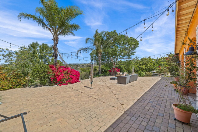 Building Photo - 15830 Rawhide Ln