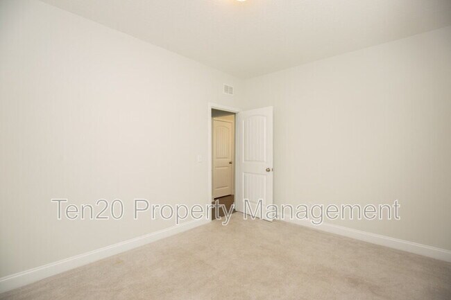 Building Photo - 7794 Garrett Rd