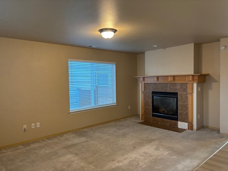 Building Photo - 9903 197th Ave E