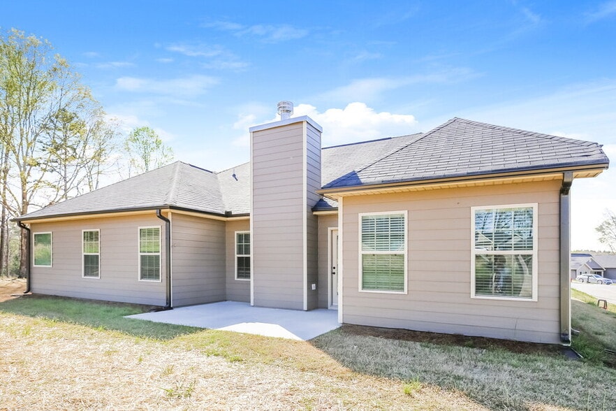 Building Photo - 844 Pinnacle Dr.