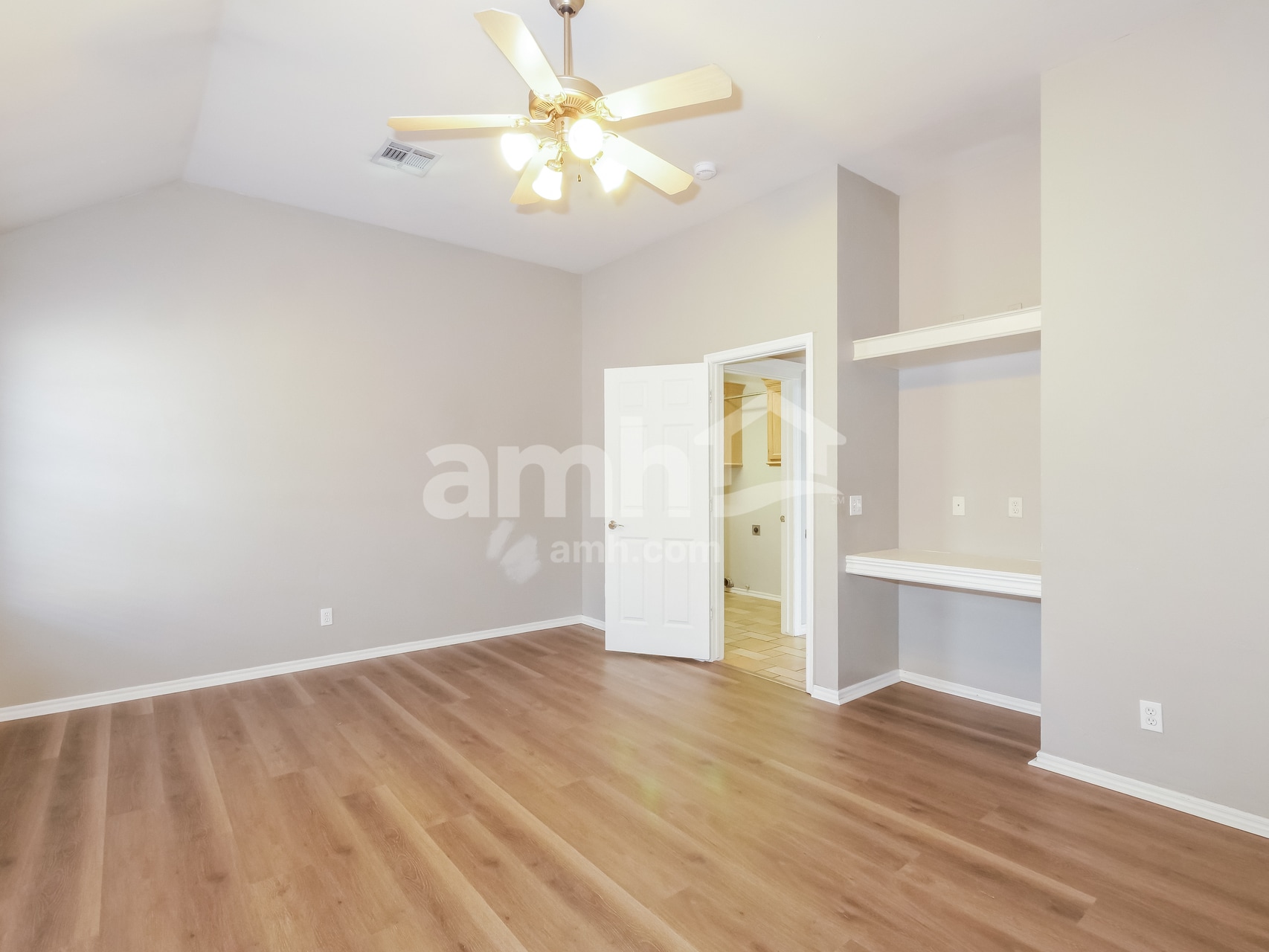 Building Photo - 17533 Zinc Dr