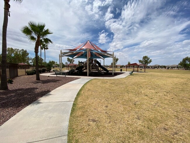 Building Photo - Exceptional 4BR/2BA Home in Magma Ranch! T...