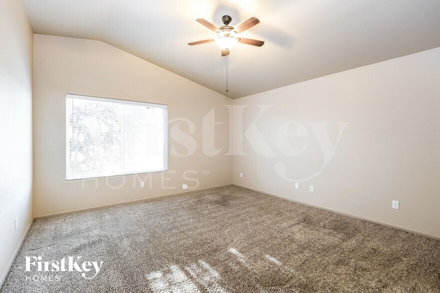 Building Photo - 7351 W Eva St