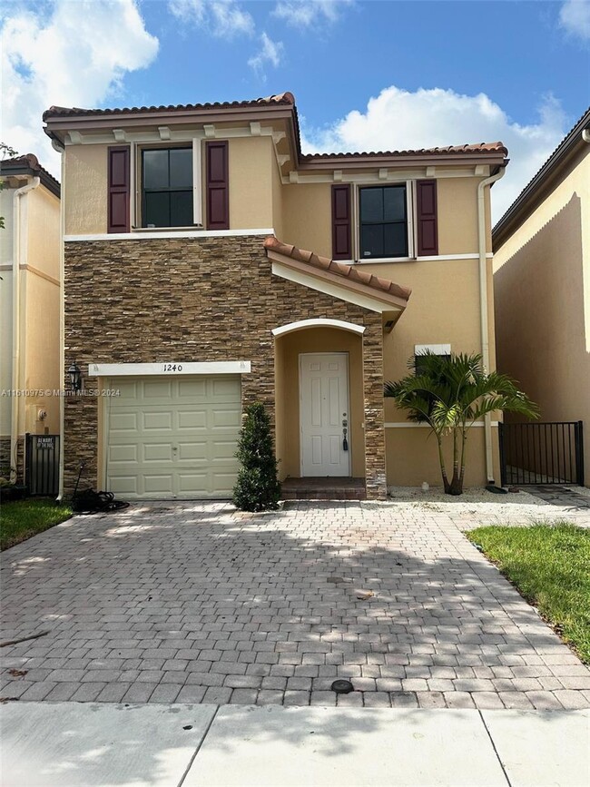 Building Photo - 11240 SW 239 St