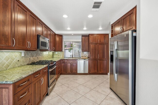 Building Photo - 29441 Port Royal Way
