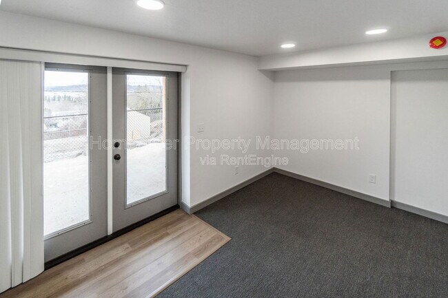 Building Photo - 3519 E 17th Ave