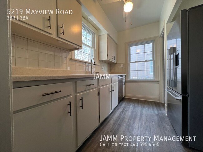 Building Photo - 5219 Mayview Rd