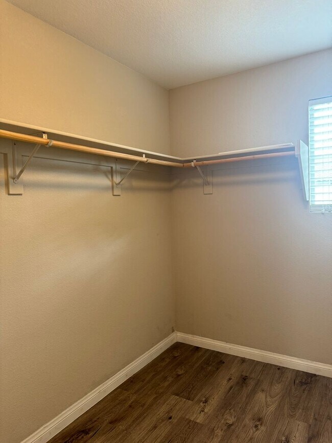 Building Photo - Beautiful 2-story home in the sought-after Providence community!