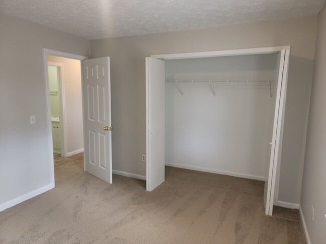 Building Photo - Henry County:  3 bedrooms, 1 Bonus, and 2 baths