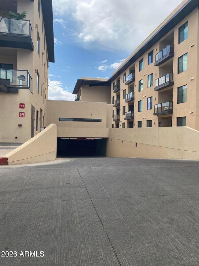 Building Photo - 7300 E Earll Dr