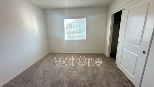 Building Photo - 26314 Gentry Ave