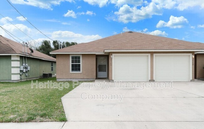 Building Photo - 236 Rosalie Dr