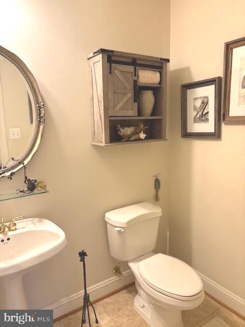 Building Photo - 5924 Chesterbrook Rd