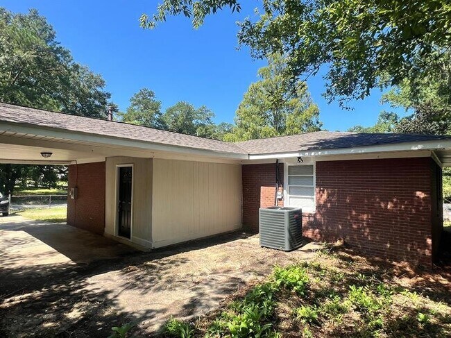 Building Photo - 4407 Pate Dr
